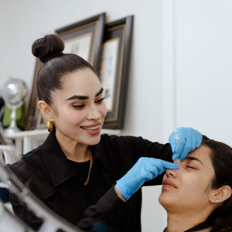 Dr. Linda Parra